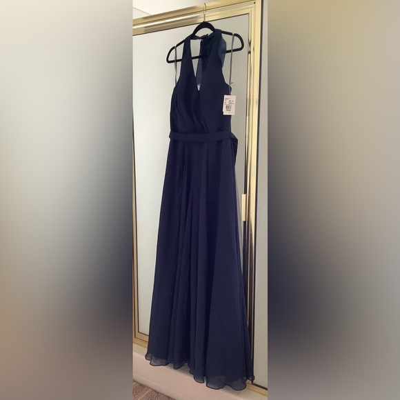 David’s Bridal V-neck halter gown, size 14, NWT, midnight blue, long chiffon bow - Picture 1 of 5